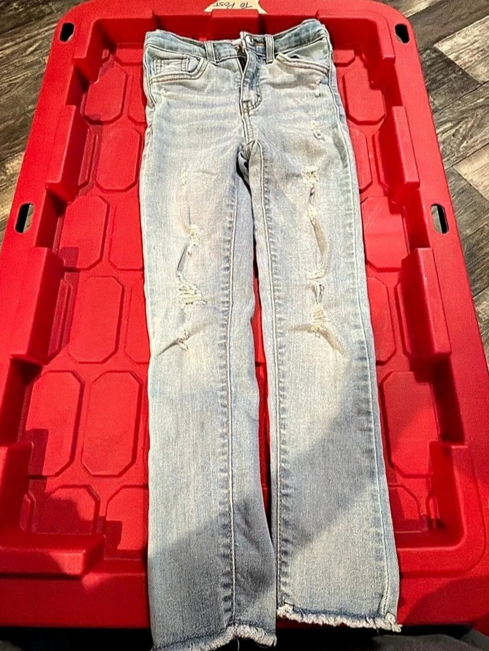 Levi's girls 6x Distressed Blue Jeans